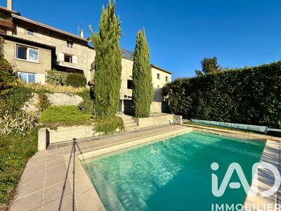 Maison - 170 m² - 5 pièces