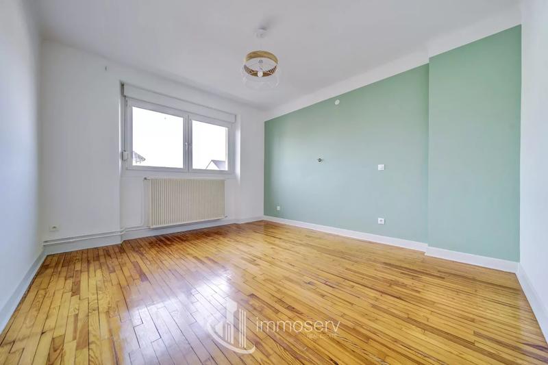 Maison - 81 m² - 4 pièces