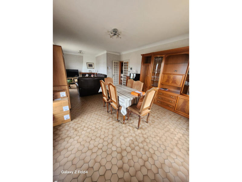 Maison - 164 m² - 8 pièces