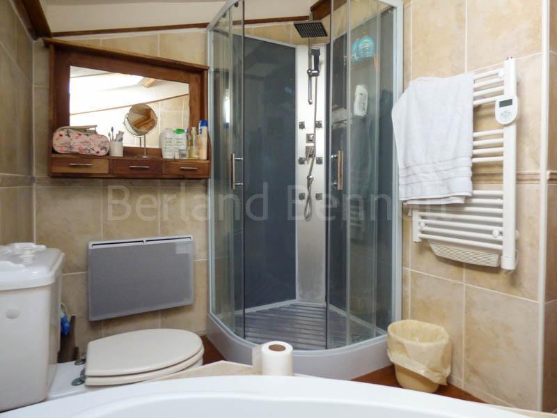 Maison en pierre - 224 m² - 9 pièces