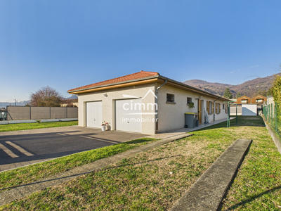 Maison - 127 m² - 5 pièces