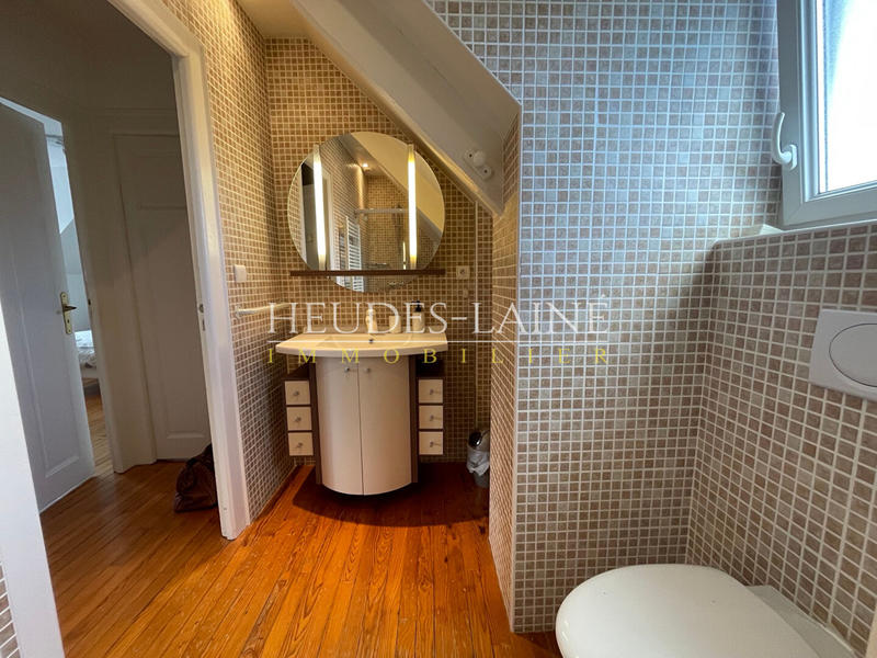 Appartement - 102 m² - 4 pièces