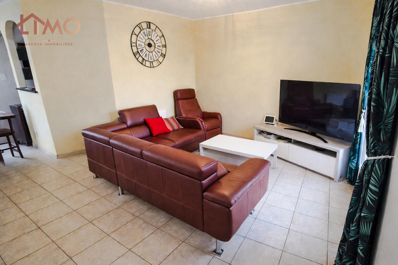 Maison traditionnelle - 96 m² - 5 pièces