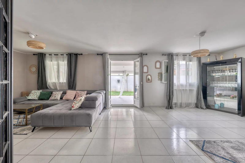 Maison - 162 m² - 7 pièces