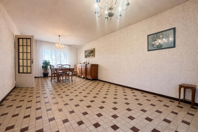 Maison - 110 m² - 6 pièces