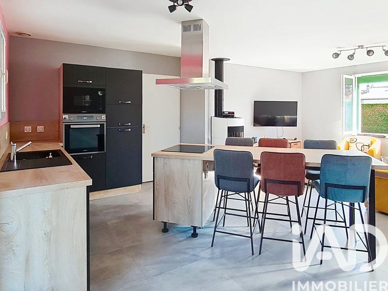 Maison - 96 m² - 4 pièces