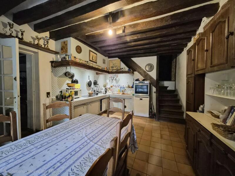 Maison ancienne - 204 m² - 9 pièces