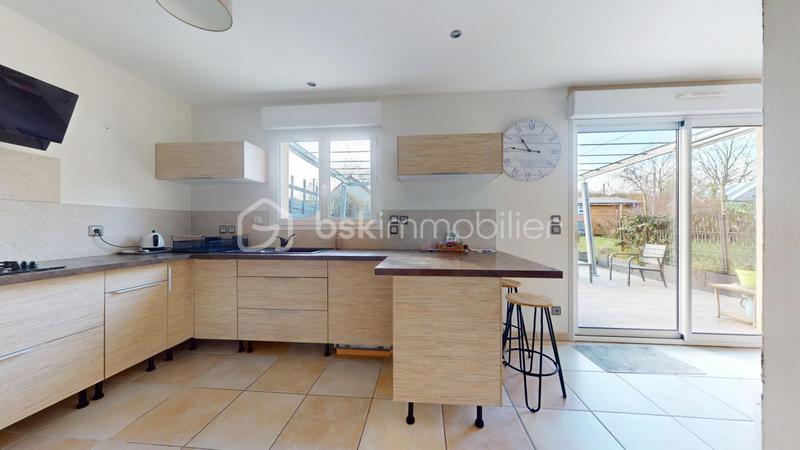 Maison - 133 m² - 8 pièces