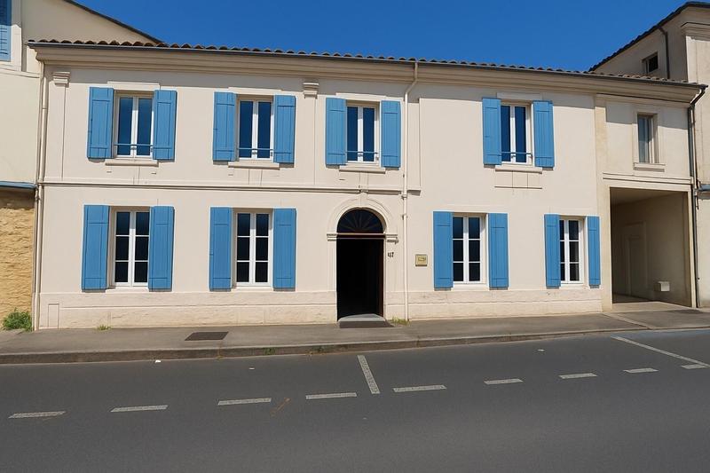 Maison - 307 m² - 8 pièces