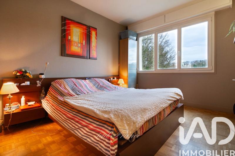 Appartement - 100 m² - 5 pièces