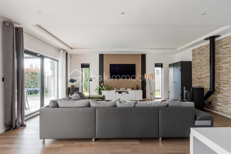 Maison - 163 m² - 5 pièces