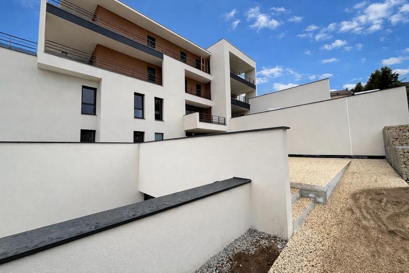 Appartement - 77 m² - 3 pièces