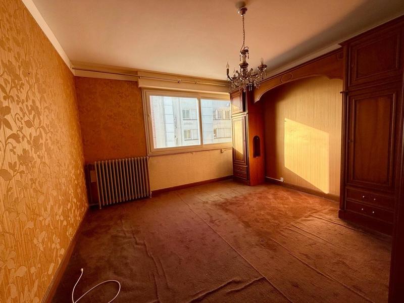 Appartement - 136 m² - 6 pièces