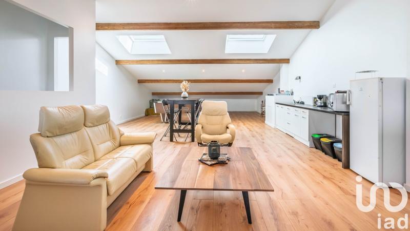 Maison de ville - 230 m² - 8 pièces