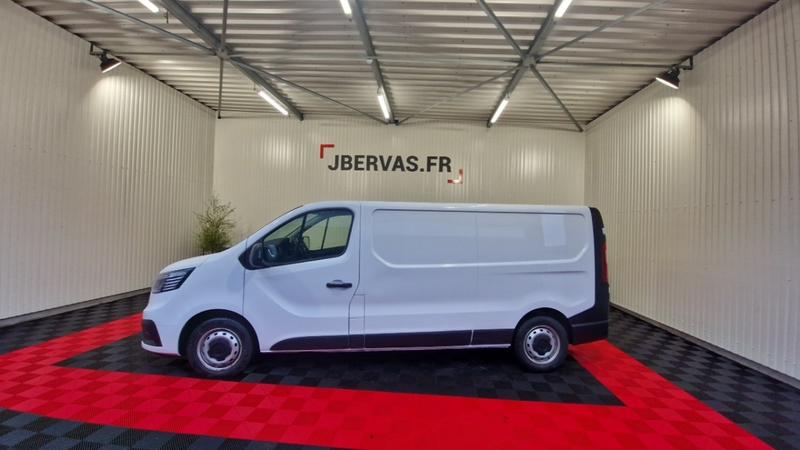 Renault Trafic l2h1 3000 kg blue dci 130 grand confort
