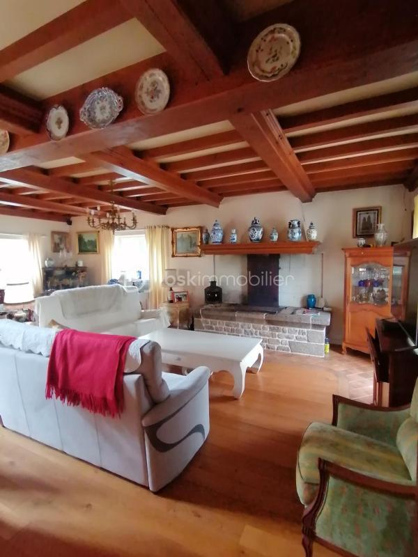 Maison - 190 m² - 6 pièces