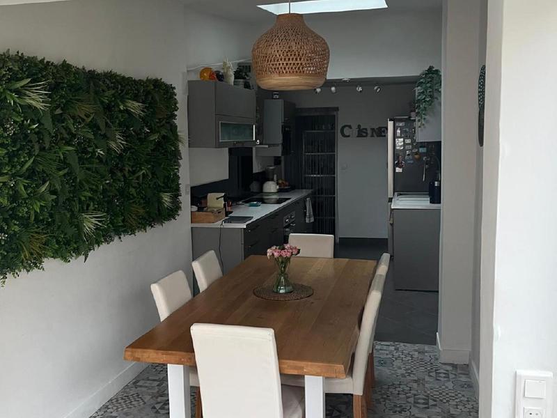 Maison - 138 m² - 6 pièces