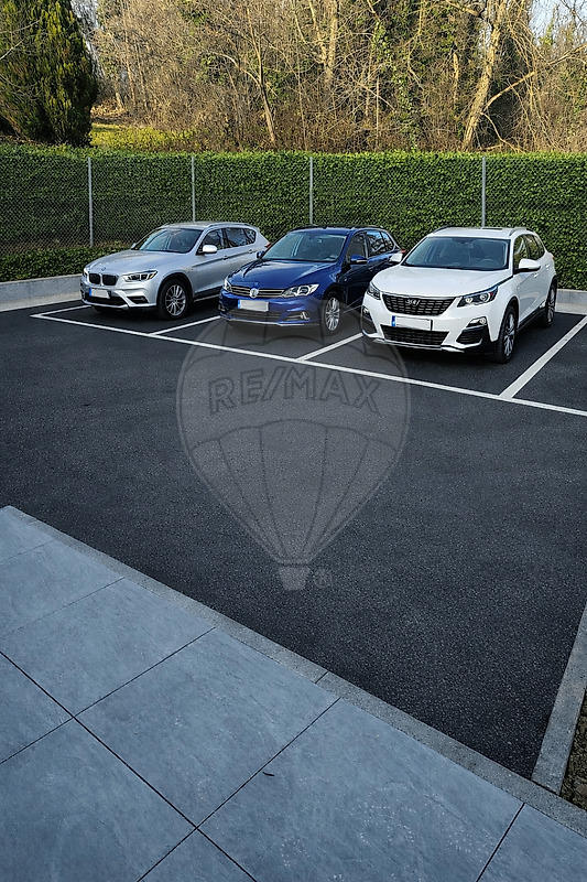 Maison - 99 m² - 5 pièces