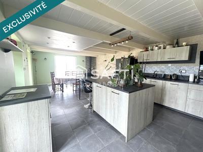 Maison - 143 m² - 6 pièces