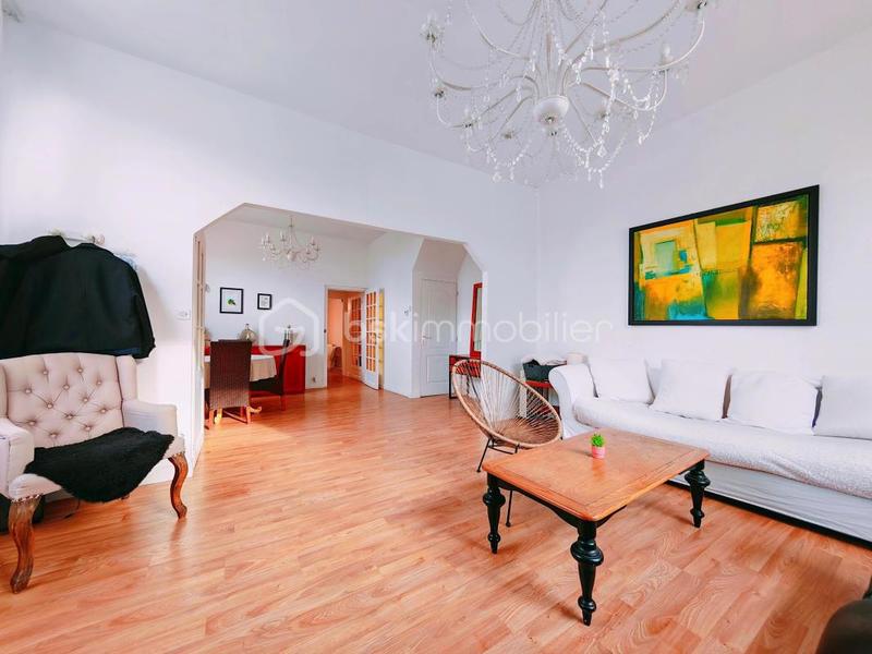 Maison - 140 m² - 5 pièces