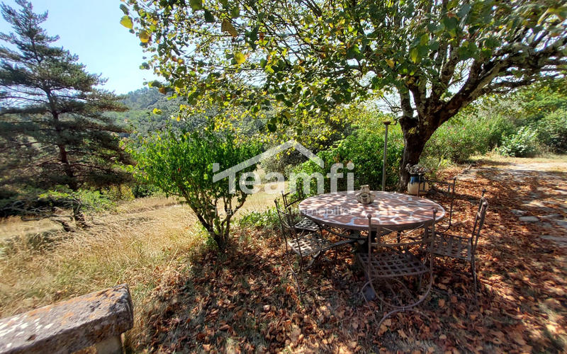 Maison - 144 m² - 4 pièces