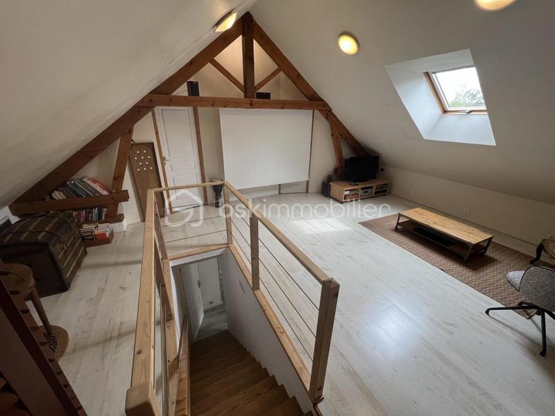 Maison - 185 m² - 8 pièces