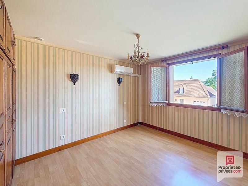 Maison - 160 m² - 7 pièces