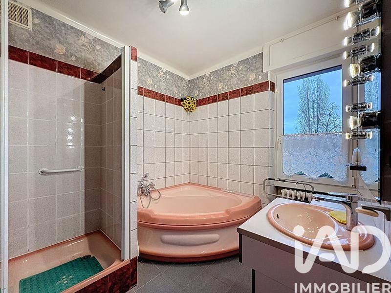 Maison - 170 m² - 8 pièces