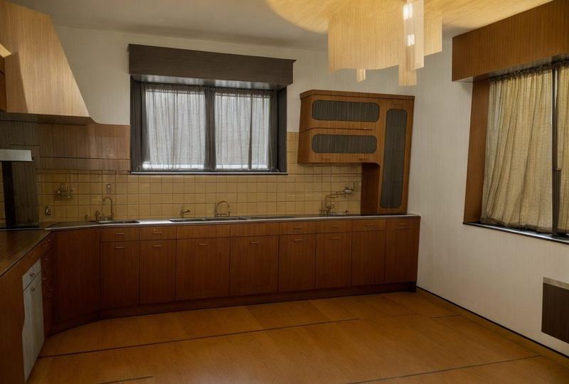 Maison - 261 m² - 11 pièces