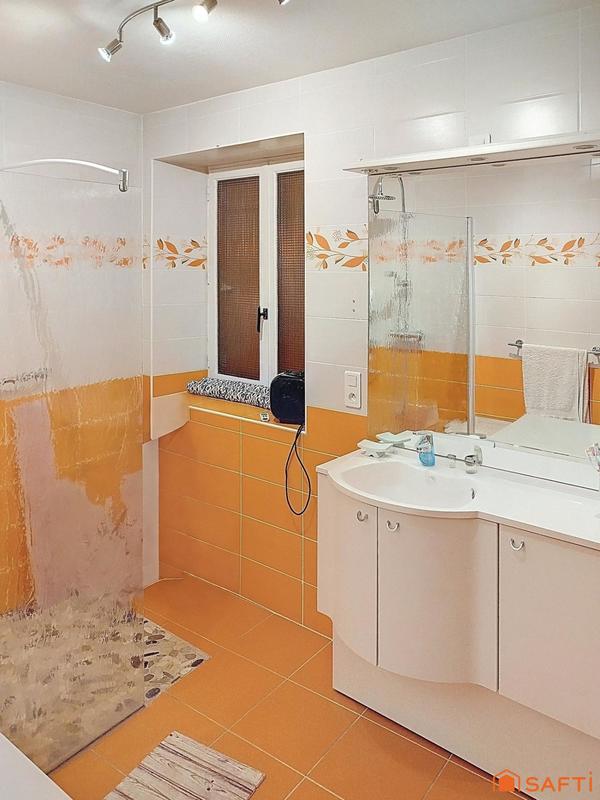 Maison - 301 m² - 10 pièces