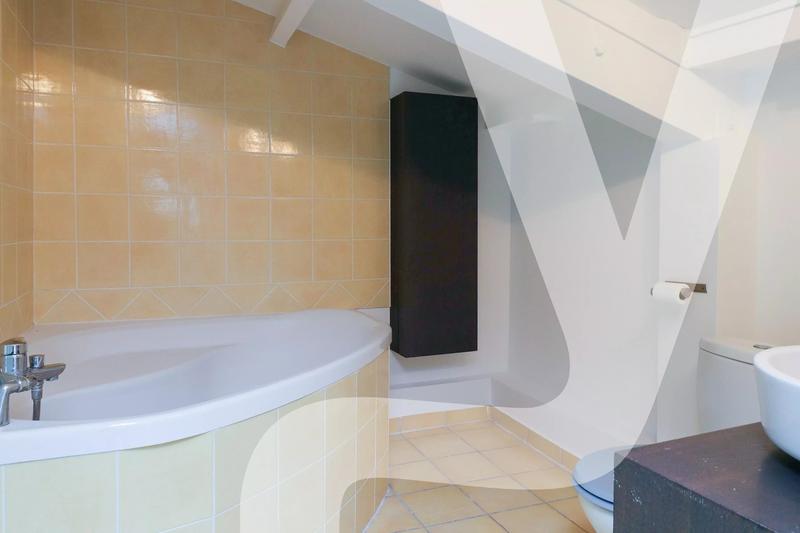 Appartement - 150 m² - 4 pièces