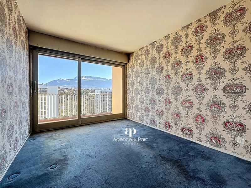 Appartement - 141 m² - 6 pièces