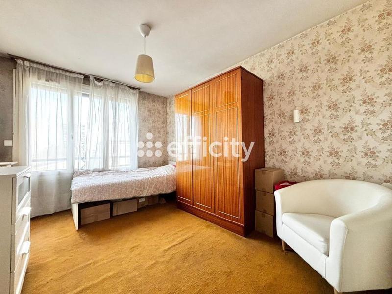 Appartement - 93 m² - 4 pièces