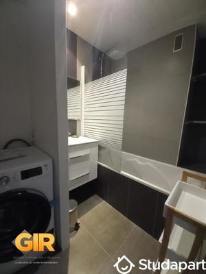 Chambre - 9 m² - 1 pièce