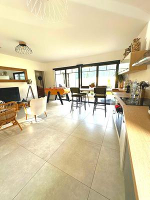 Maison contemporaine - 90 m² - 4 pièces