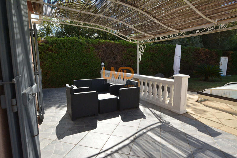 Maison - 140 m² - 8 pièces