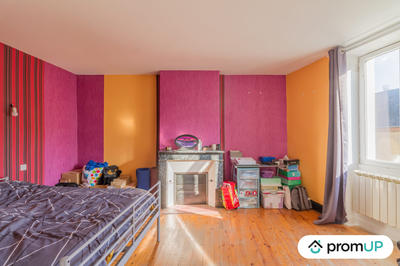 Maison - 95 m² - 6 pièces