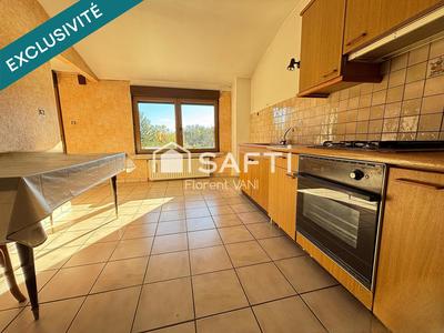 Maison - 214 m² - 10 pièces