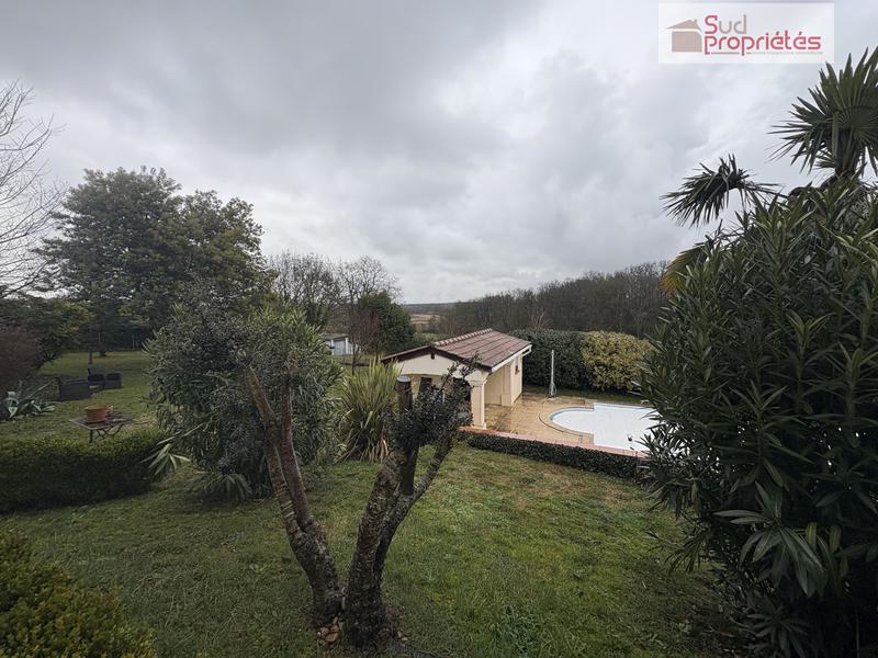 Maison - 175 m² - 5 pièces