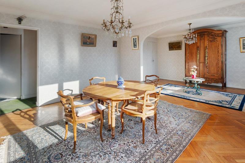 Maison - 172 m² - 10 pièces