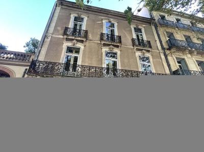 Appartement - 93 m² - 5 pièces