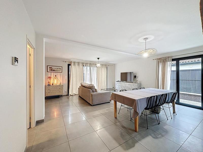 Pavillon - 135 m² - 6 pièces