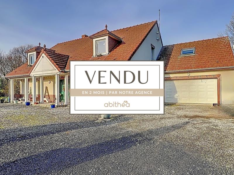 Maison - 225 m² - 9 pièces