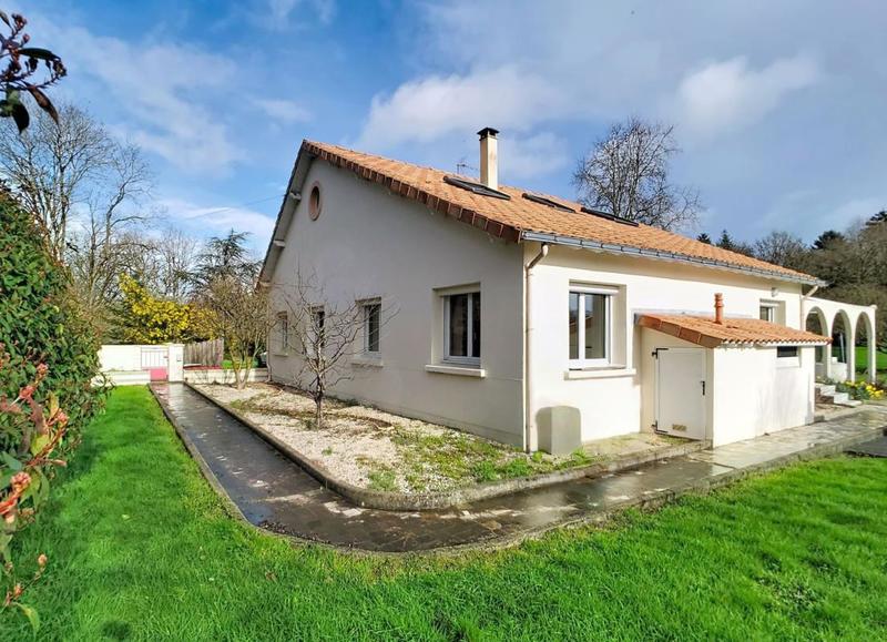 Maison - 178 m² - 7 pièces