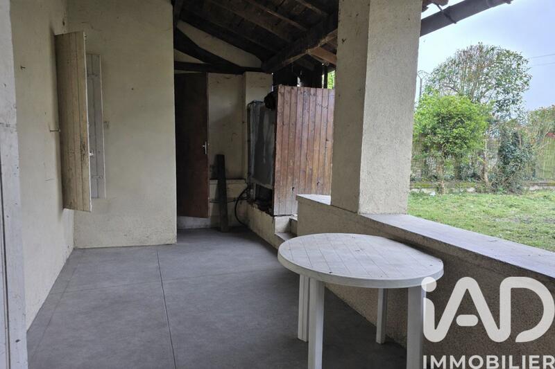 Maison de village - 250 m² - 10 pièces