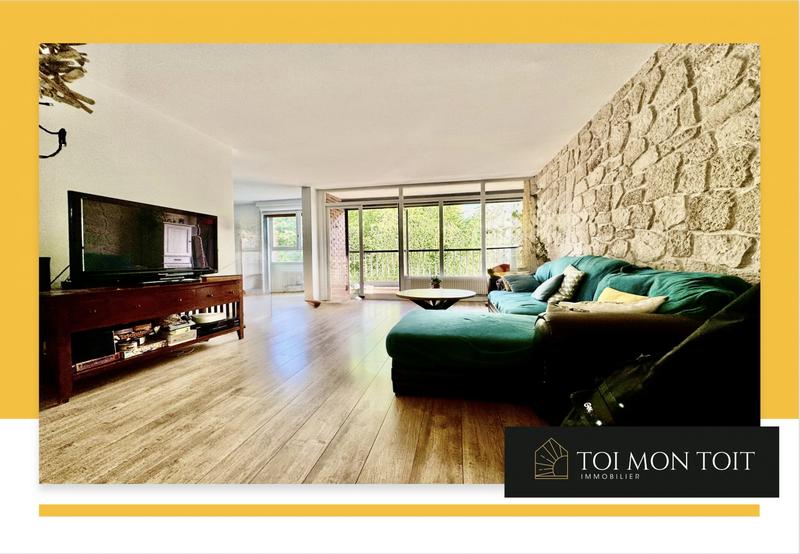 Appartement - 89 m² - 5 pièces