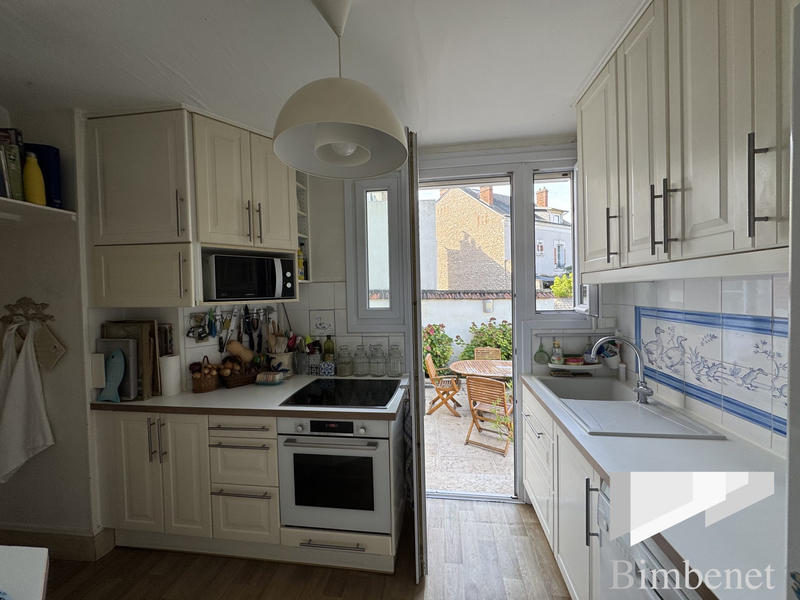 Maison - 172 m² - 8 pièces