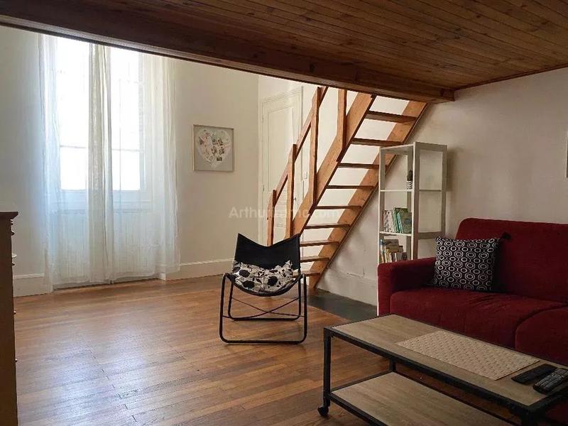 Appartement - 67 m² - 2 pièces