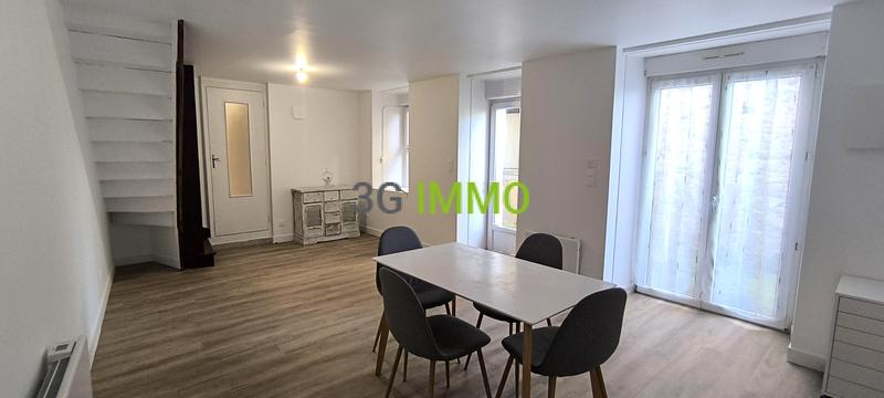 Maison en pierre - 77 m² - 3 pièces