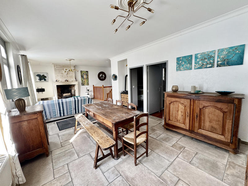 Maison - 174 m² - 7 pièces